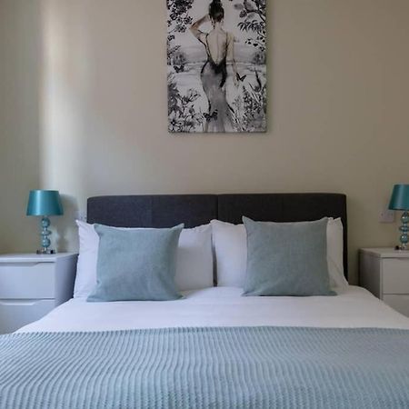 Hereford City Centre - Apartment 4, Isabella House - Modern Apartment In The Heart Of The City - Sleeps 4 Guests - Hosted By Rentmyhouse Exteriér fotografie